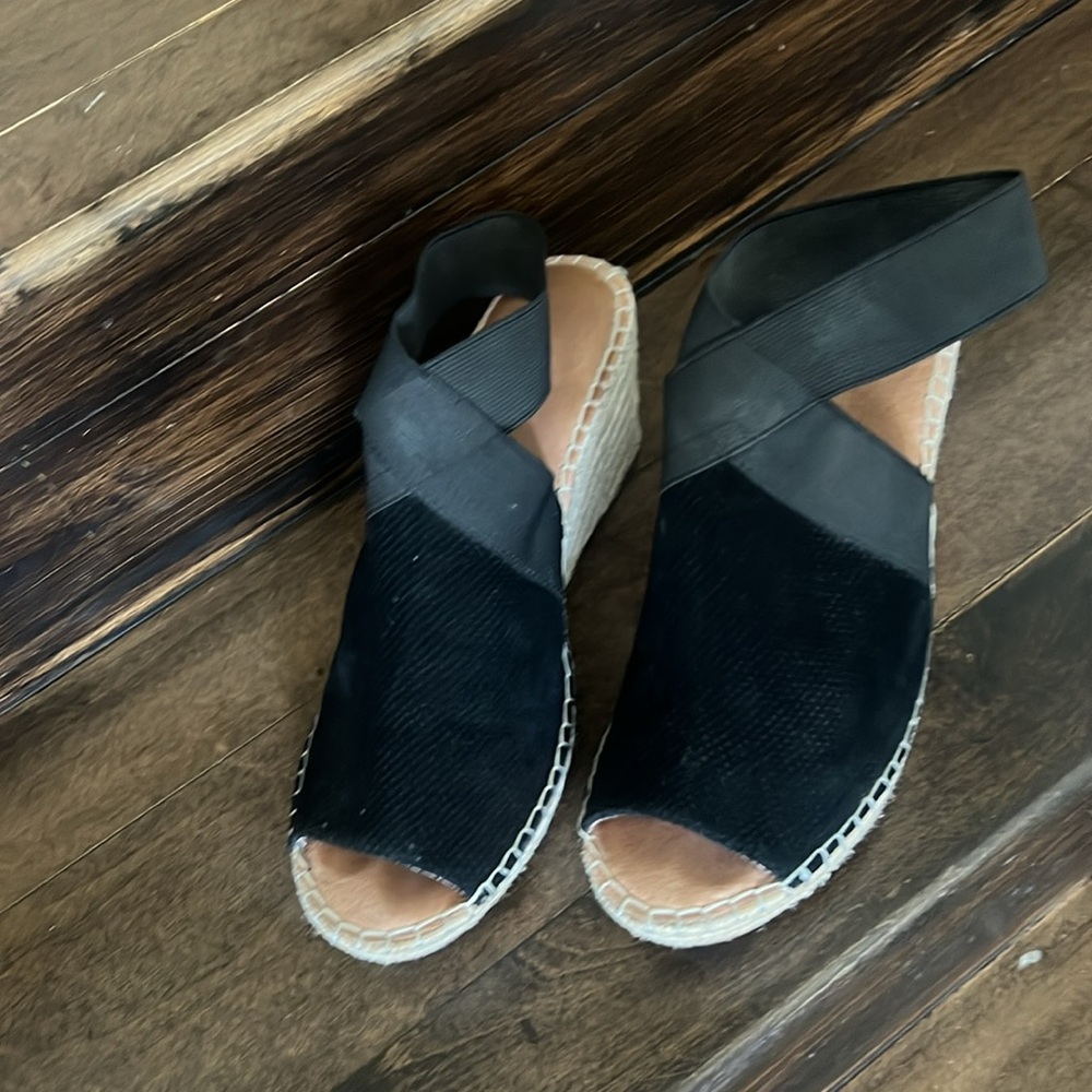 Gentle Souls Christa - Picture 2 of 9